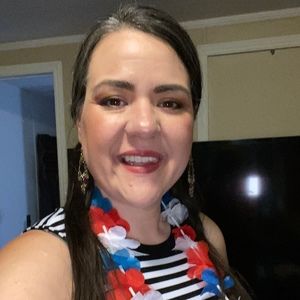 Meet your Posher, Cheri